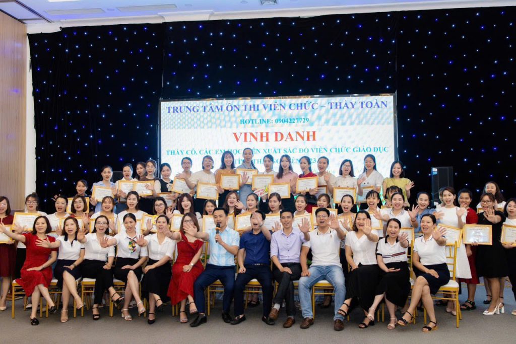 Thầy Toàn Viên Chức